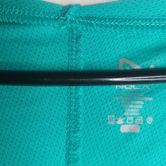 Nola Long Kangaroo Pocket Athletic Long Sleeve Pull Over - Picture 6 of 9